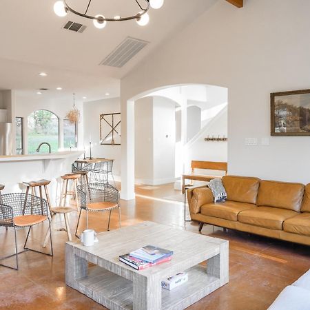 Austin Getaway With Shaded Private Pool And Bbq Villa Bagian luar foto