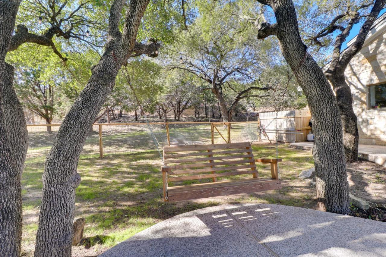 Austin Getaway With Shaded Private Pool And Bbq Villa Bagian luar foto