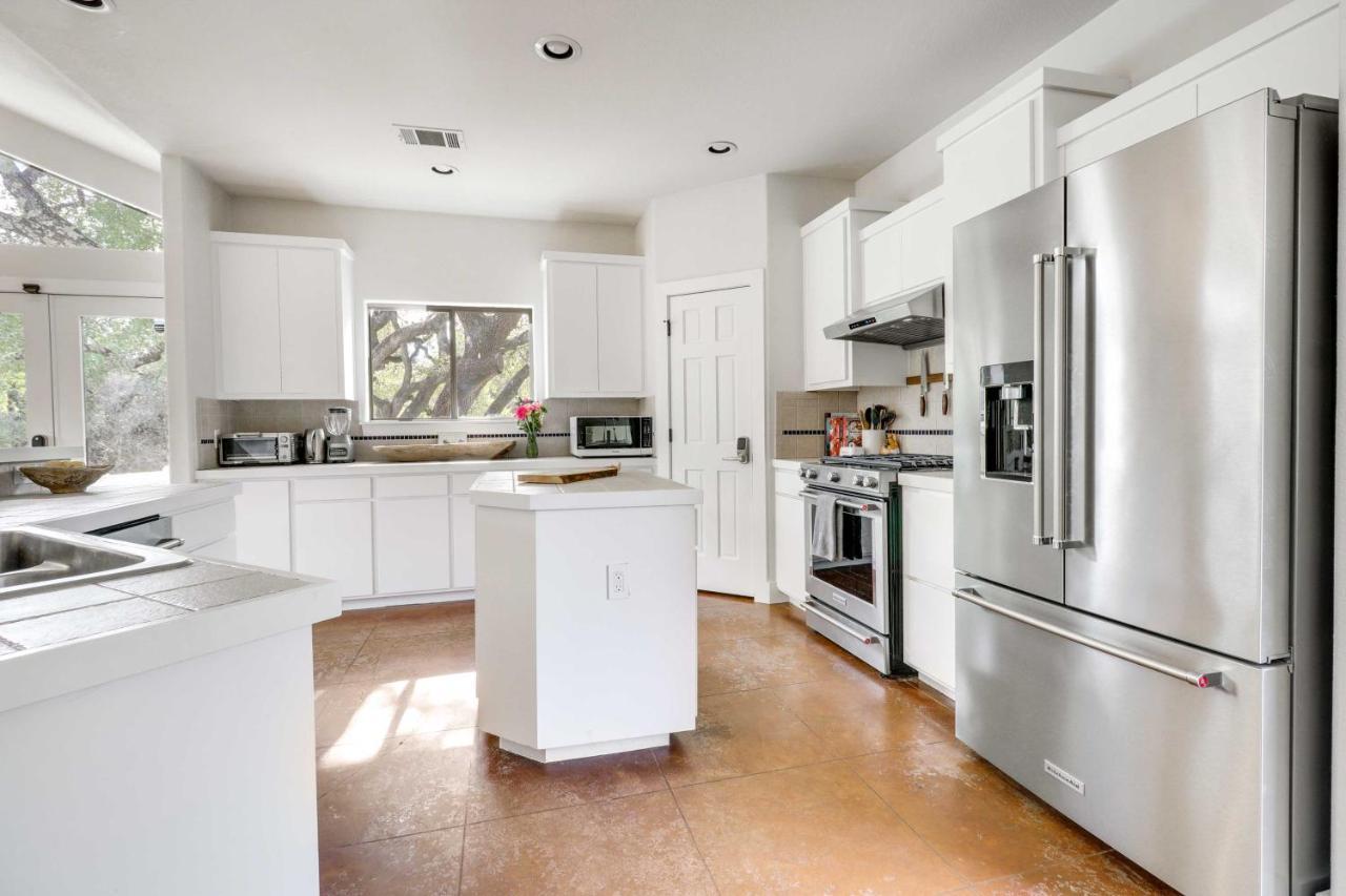 Austin Getaway With Shaded Private Pool And Bbq Villa Bagian luar foto
